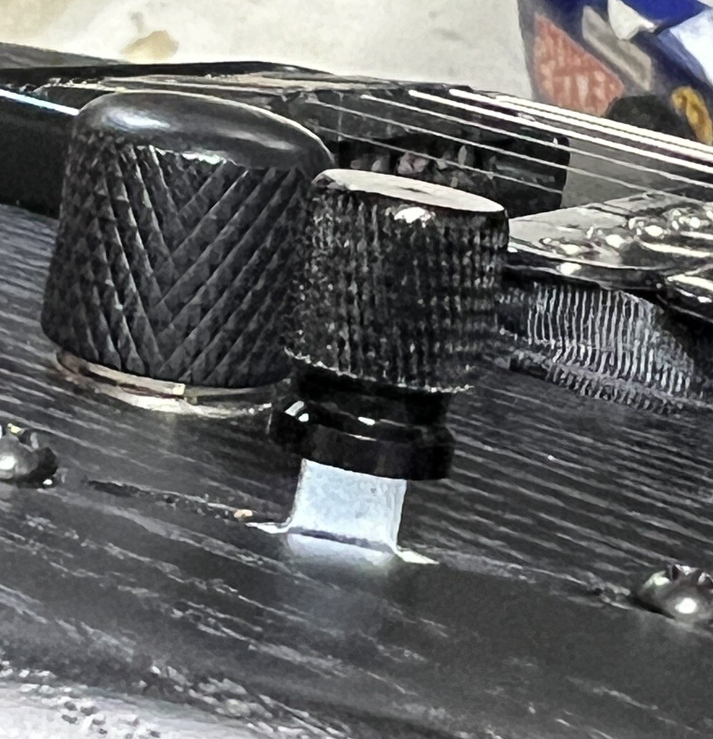 Kinnatone Black knurled downturned Strat Or tele switch tip Blade Style Charvel