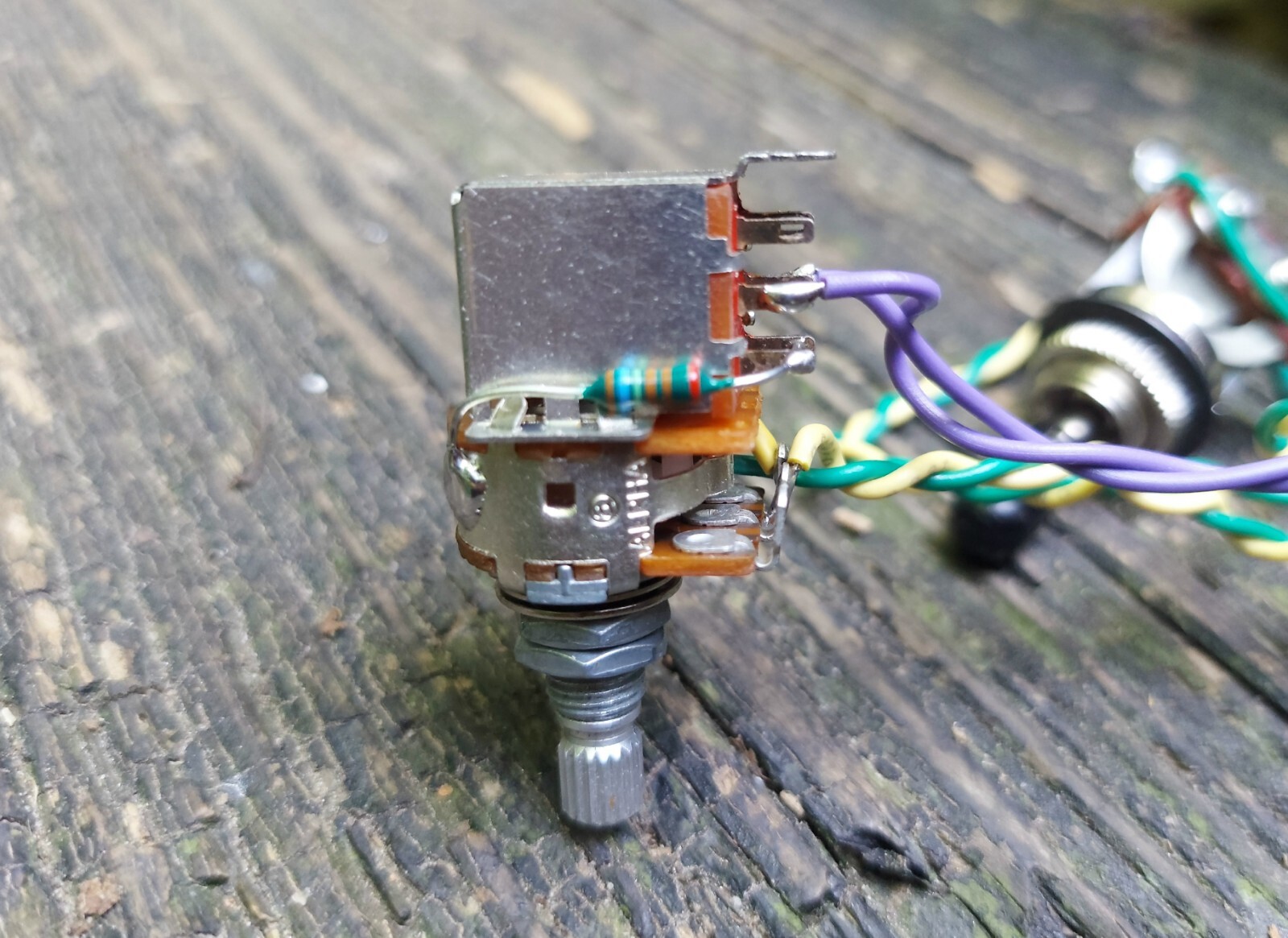 Epiphone Solderless SG Special Harness Alpha 500k 5/16 Shaft Pots Coil Split
