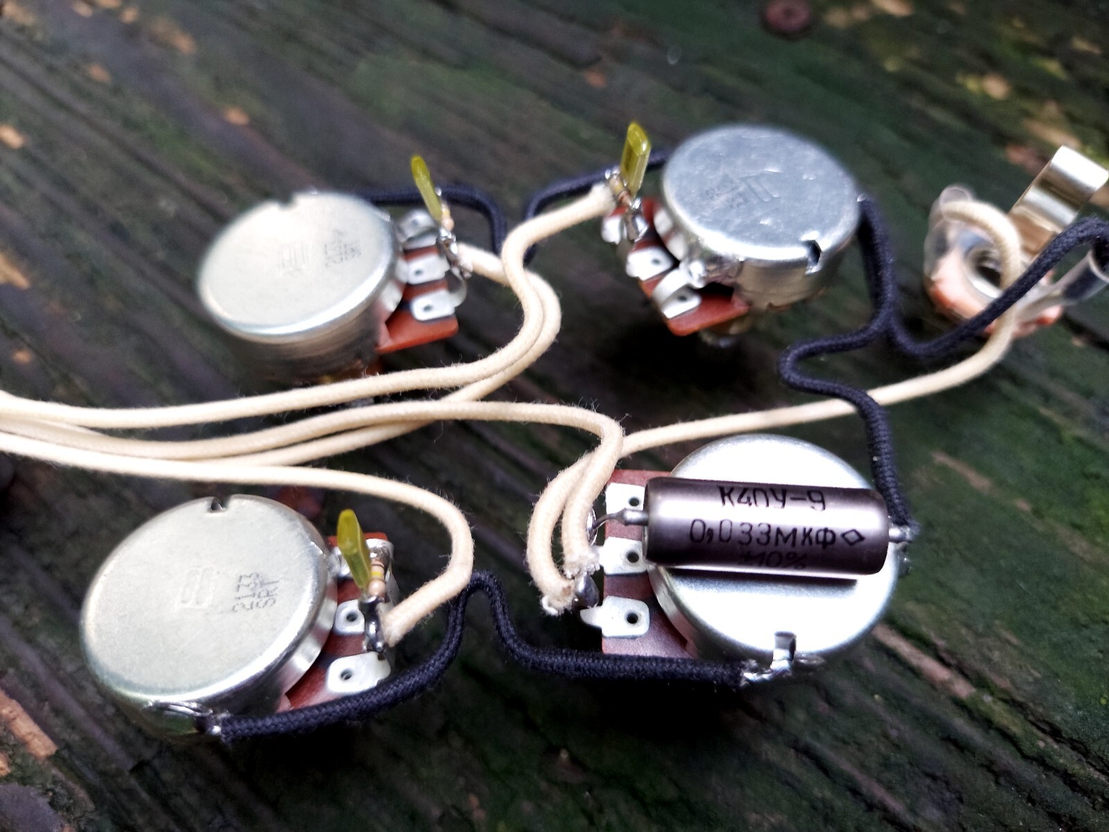 Custom SG Harness 3 Pickups 6 way Rotary Switch Bourns 500k .033 PIO