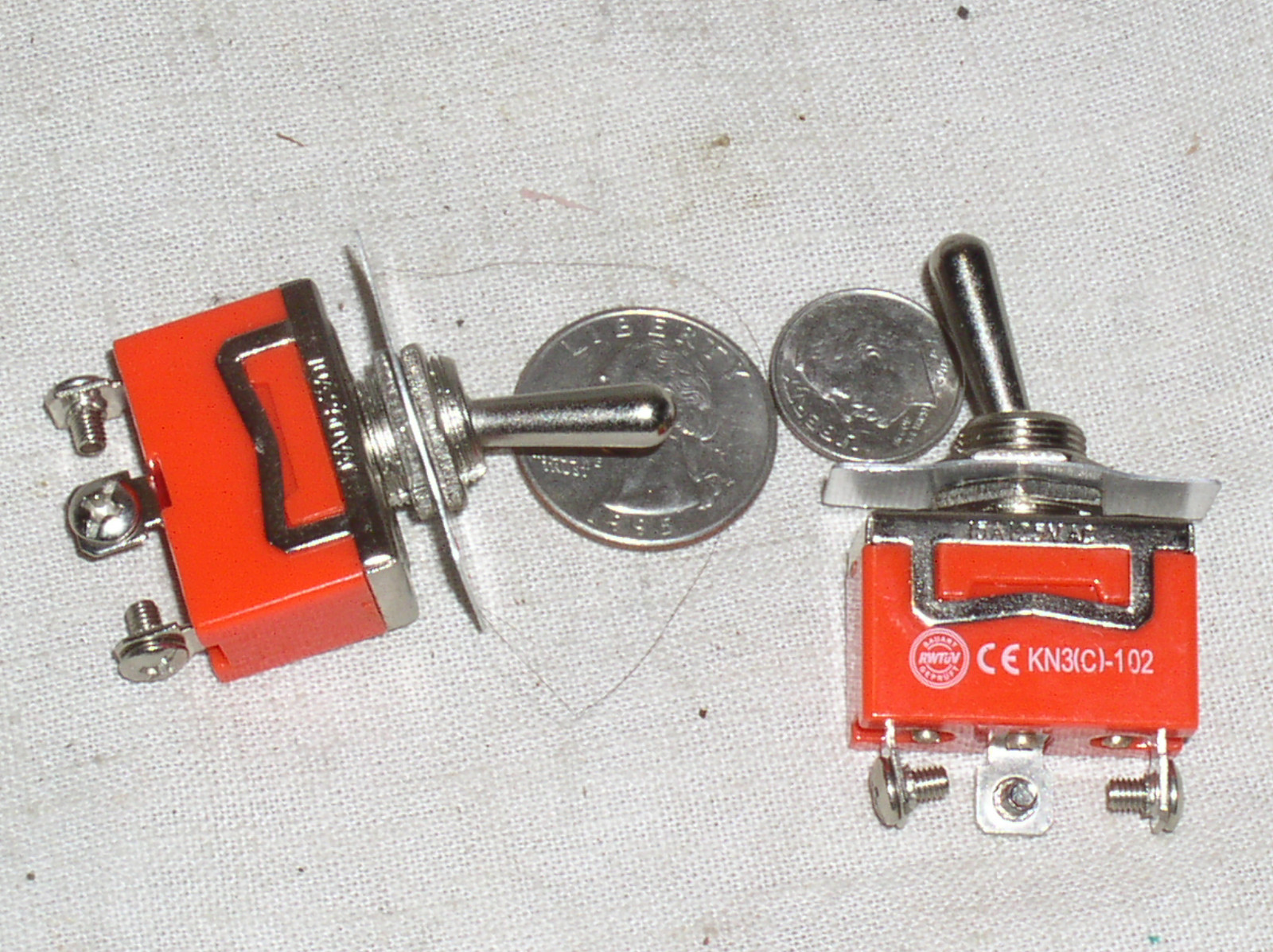 2 TOGGLE SW SPDT ON-ON AC DC POWER ON-OFF SWITCH 125 VAC 15 A AMP 15A 1PDT USA