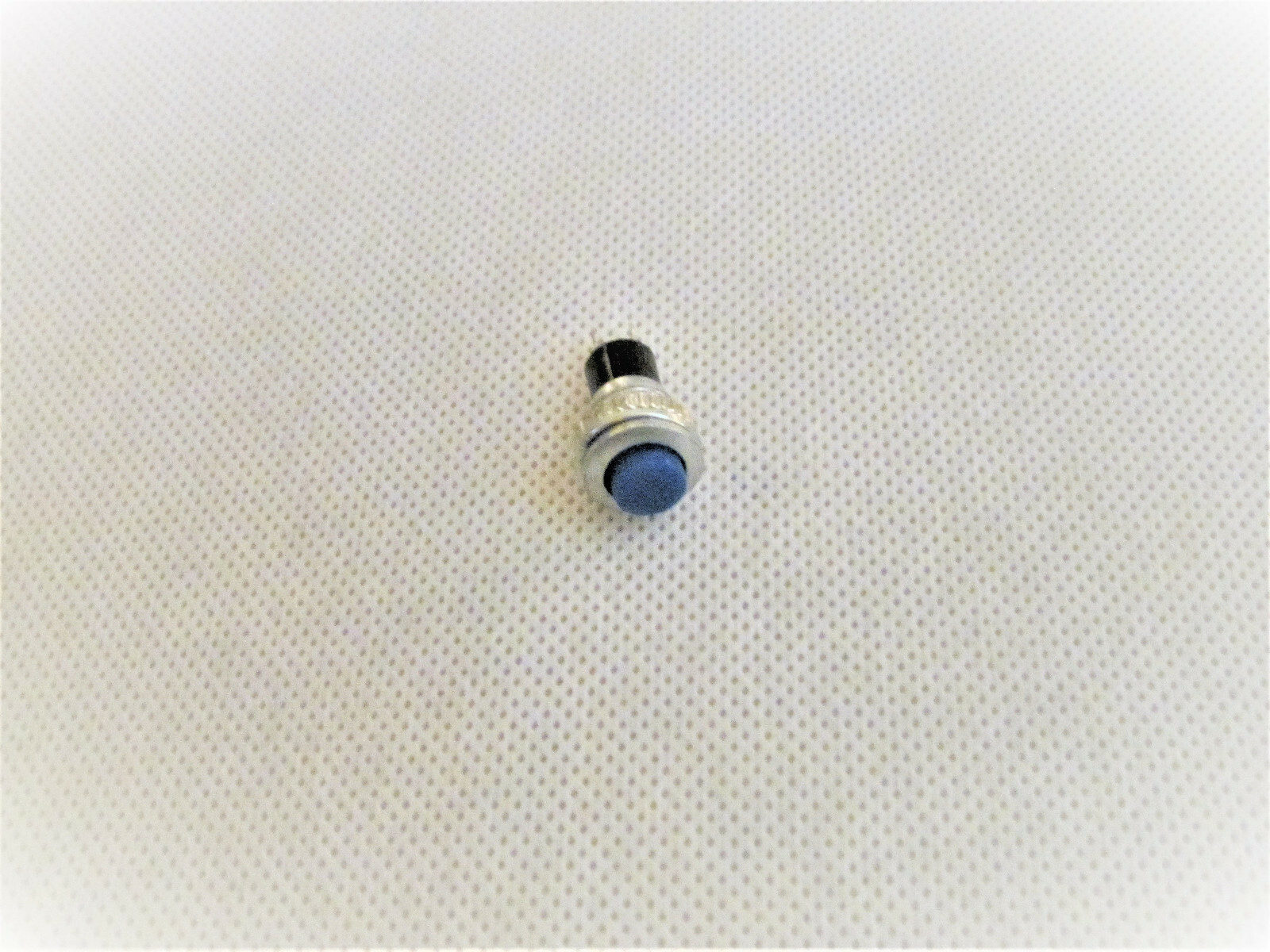 Guitar KillSwitch Cutoff Blue Momentary P/Button 10MM Flush Mount 4.1m w/14″wire