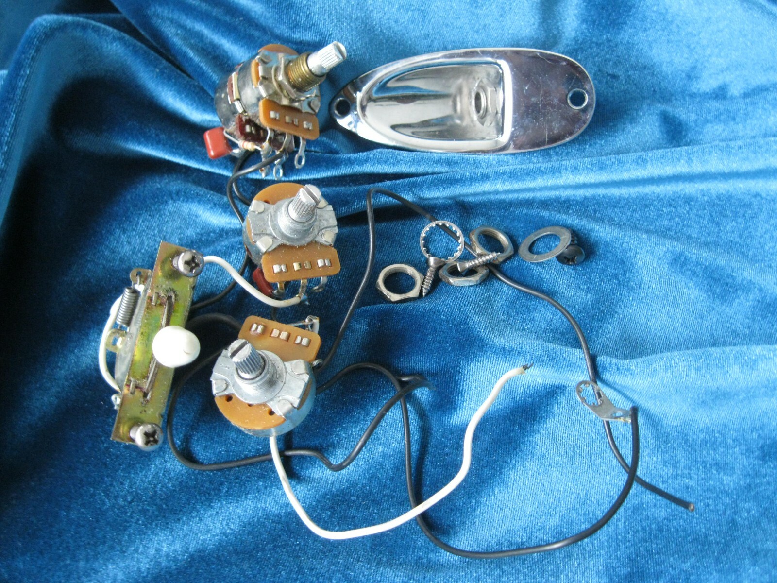 1996 USA Fender STRATOCASTER guitar Pots Jack Wiring HARNESS