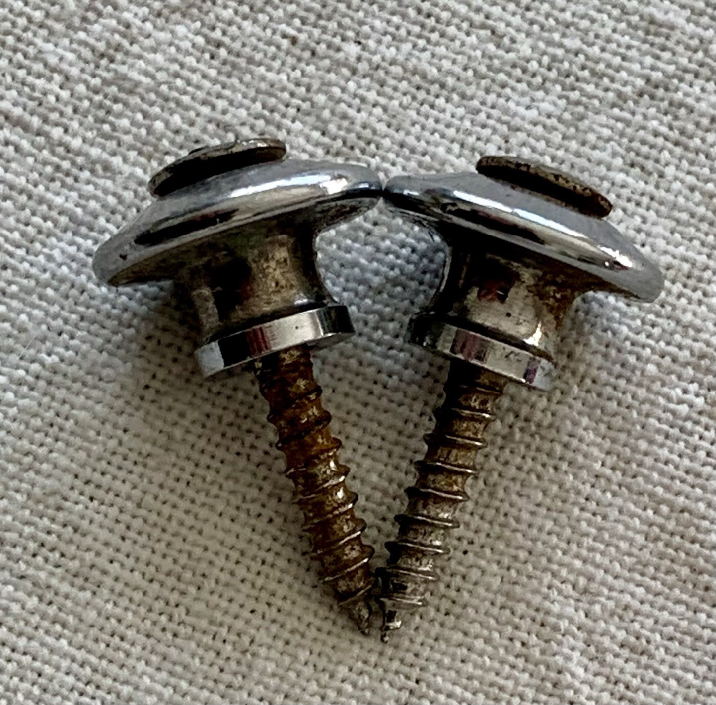 Vtg Yamaha BB-300 Bass Guitar Original Strap Buttons
