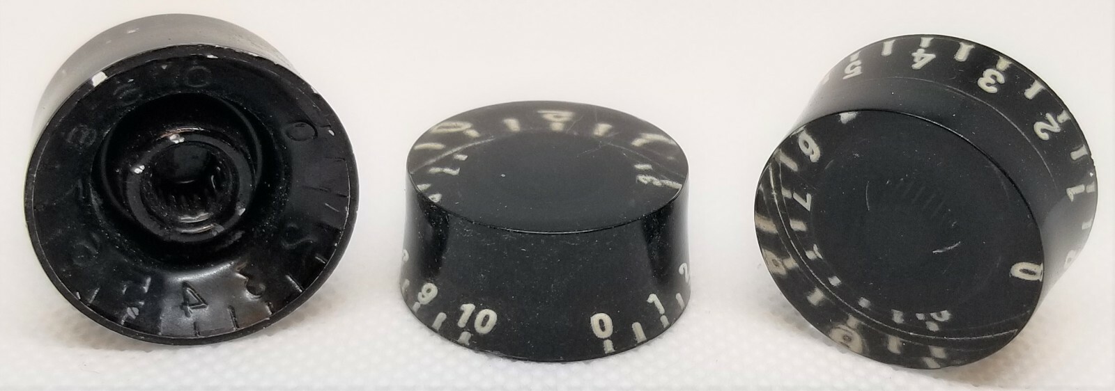 4 pcs Black with White Numbers Guitar Volume / Tone Control Speed Knobs