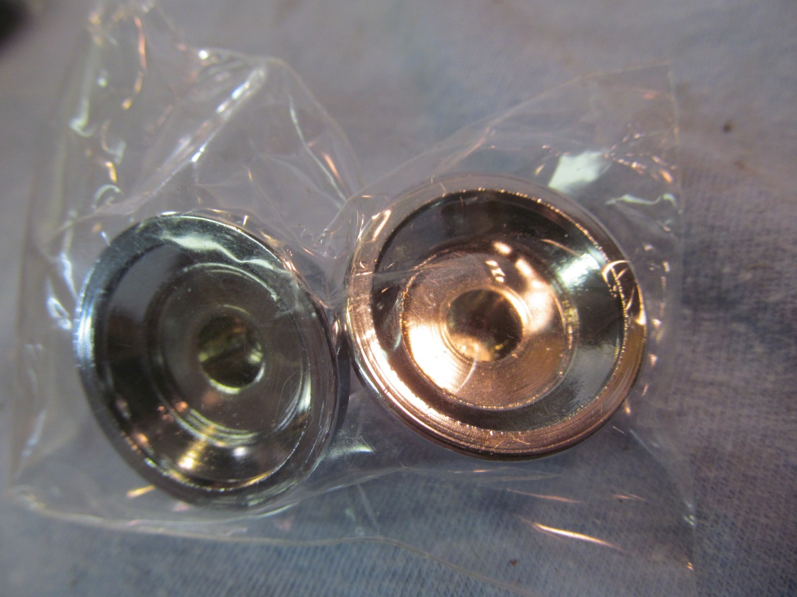 SET OF 2 GIBSON LES PAUL CUSTOM KNOBS CHROME BLACK MARBLEIZED TOP