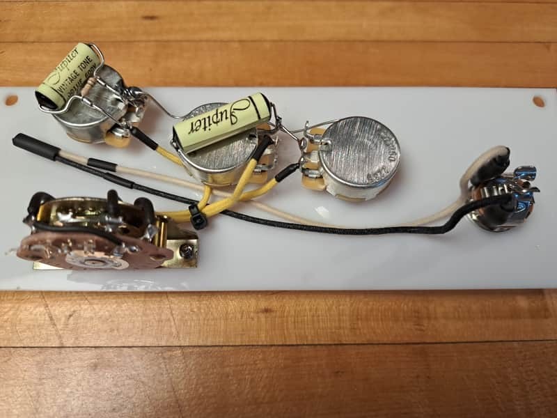 Strat Style Wiring Harness Kit w/5-way Switch – Free USA Shipping