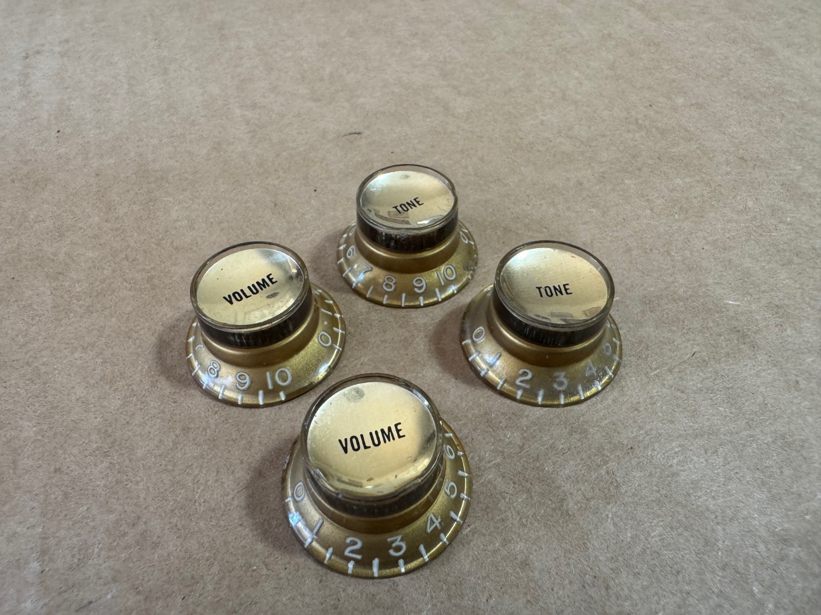 Gibson Vintage 1967 Gold Reflector Knobs Les Paul ES-335 330 175 1968 1969 1970