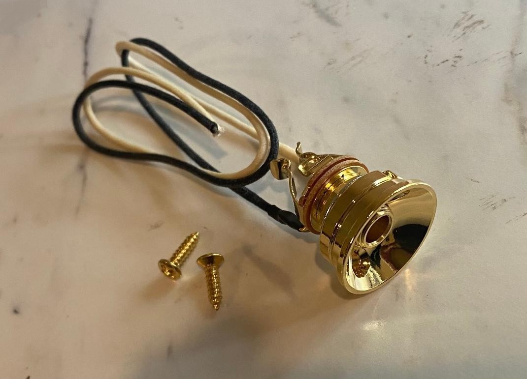 The Ultimate Input Jack & Mounting Plate “PURE TONE” GOLD for Fender Telecaster