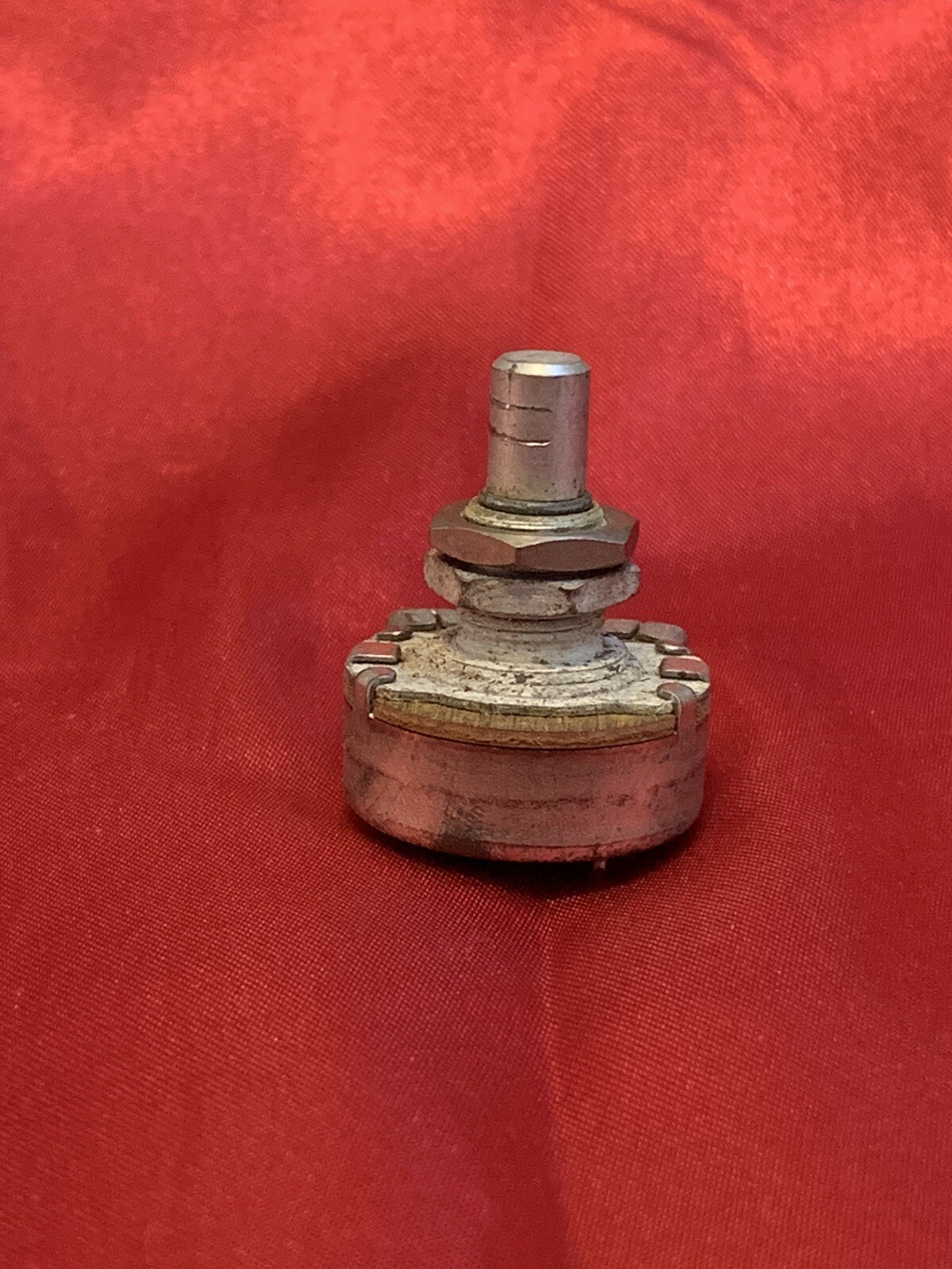 1961 500K Solid Shaft Potentiometer Tone Pot Guitar Harmony Supro Kay 525K