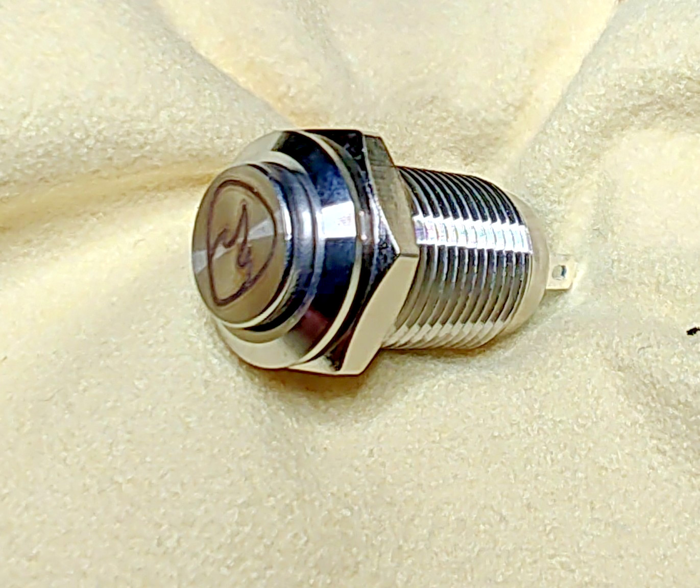 PTM Guitars Custom Engraved Kill Switch Momentary Push Button 10MM – Stainless