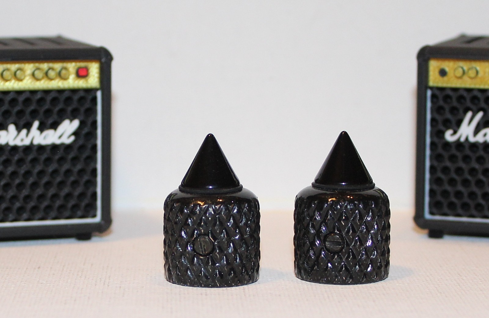 Heavy Gun Metal Coarse Knurl Custom Black Spike Knobs Fits 1/4″ CTS Solid Shaft
