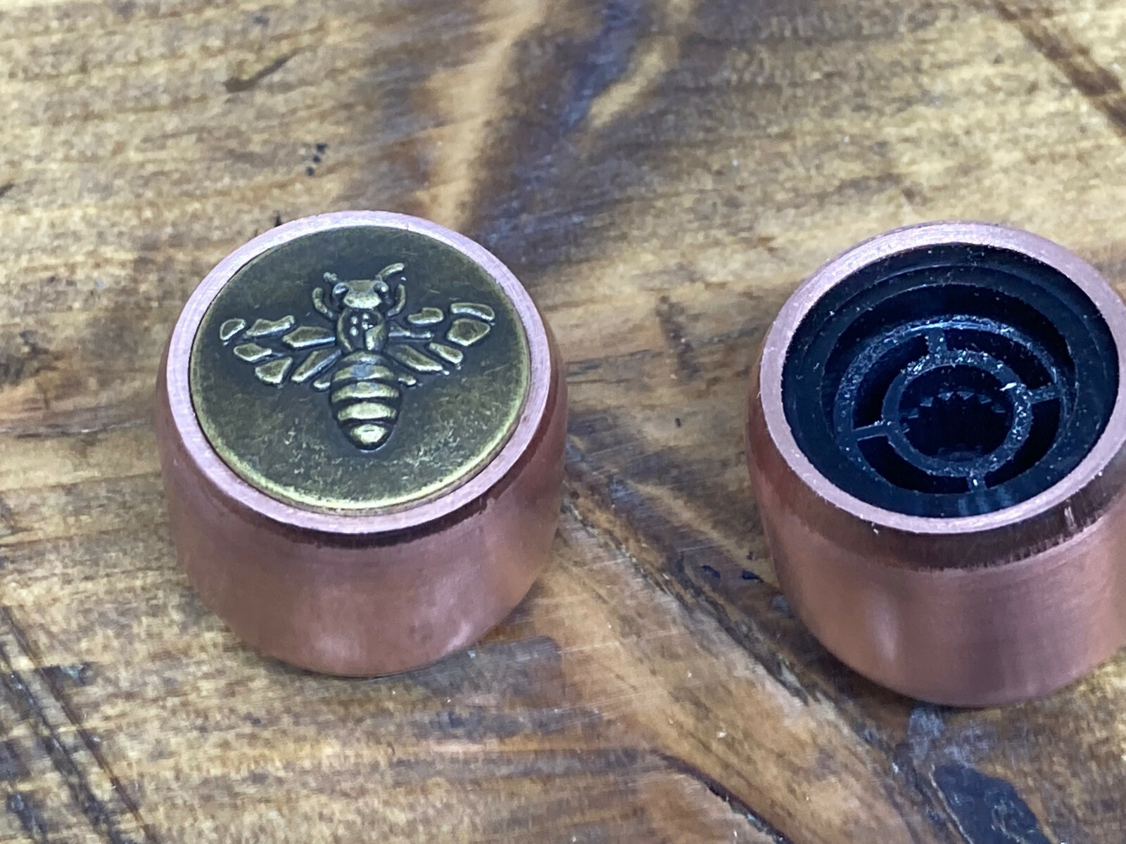 All copper honeybee guitar knobs.
