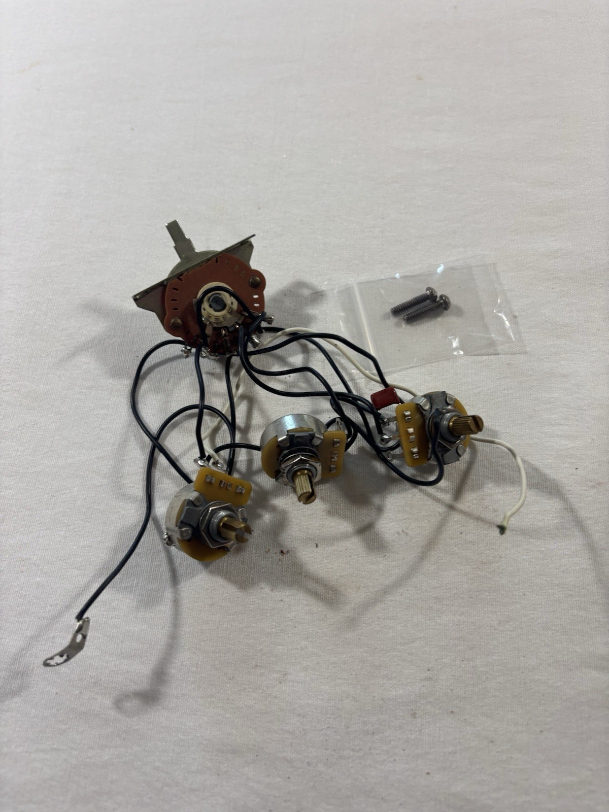 2007 Fender Stratocaster MIM Wiring Harness 5-Way Switch Volume & Tone Pots