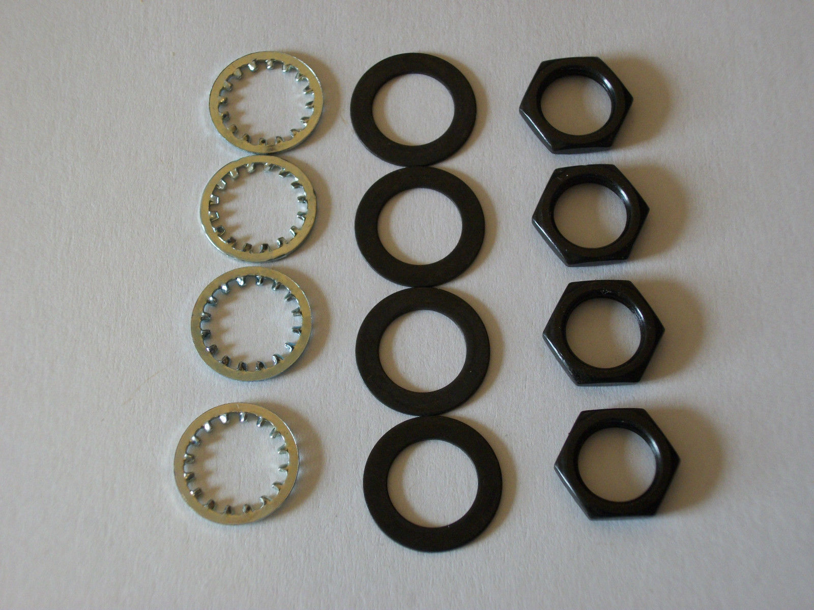 4 sets US Thread 3/8″ x 32 Black Finish Potentiometer Nuts Trim Lock Washers