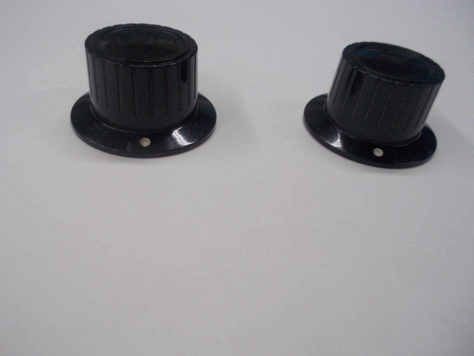 Vintage USA Black plastic w/ set screw volume and tone control knobs (2)