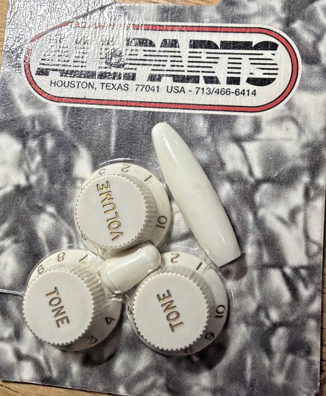 Parchment Strat Guitar Knob Set 5 Pieces
