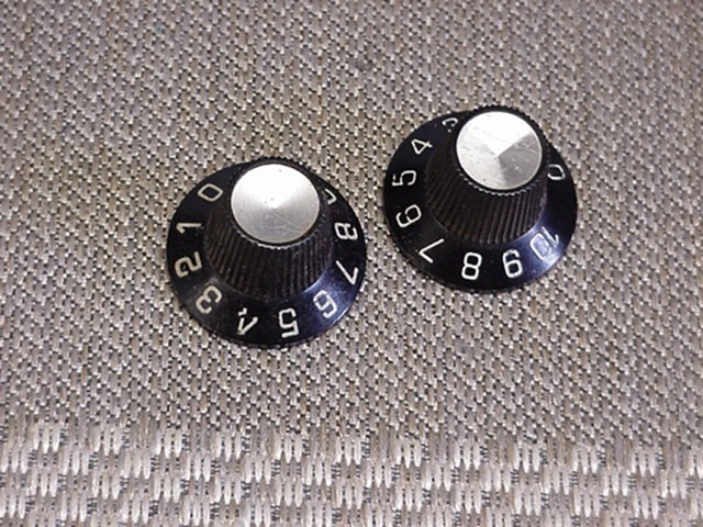 Vintage 1980s USA Fender Music Man Guitar Amplifier Amp Knob Part Lot Of 2