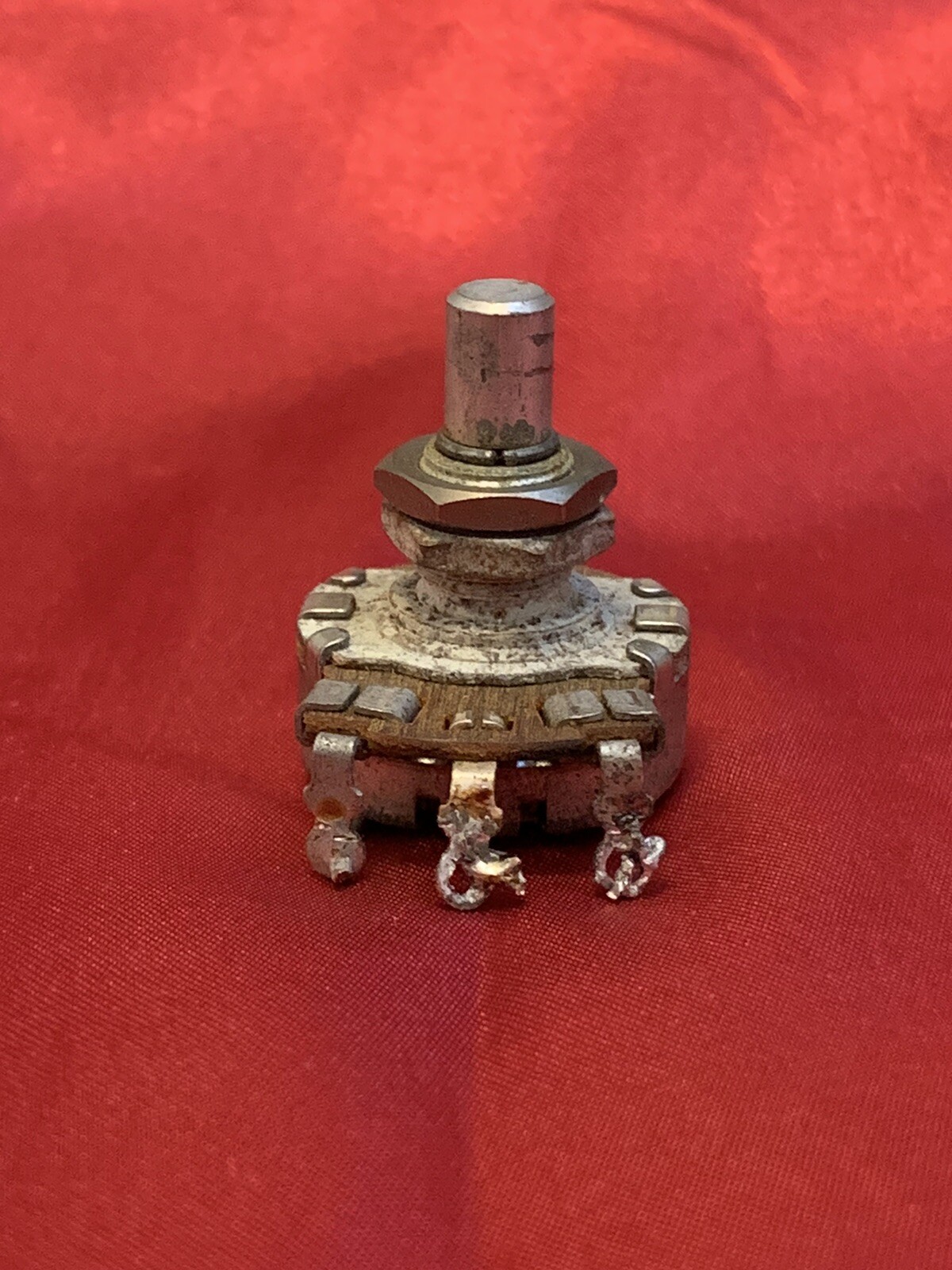 1961 500K Solid Shaft Potentiometer Tone Pot Guitar Harmony Supro Kay 525K