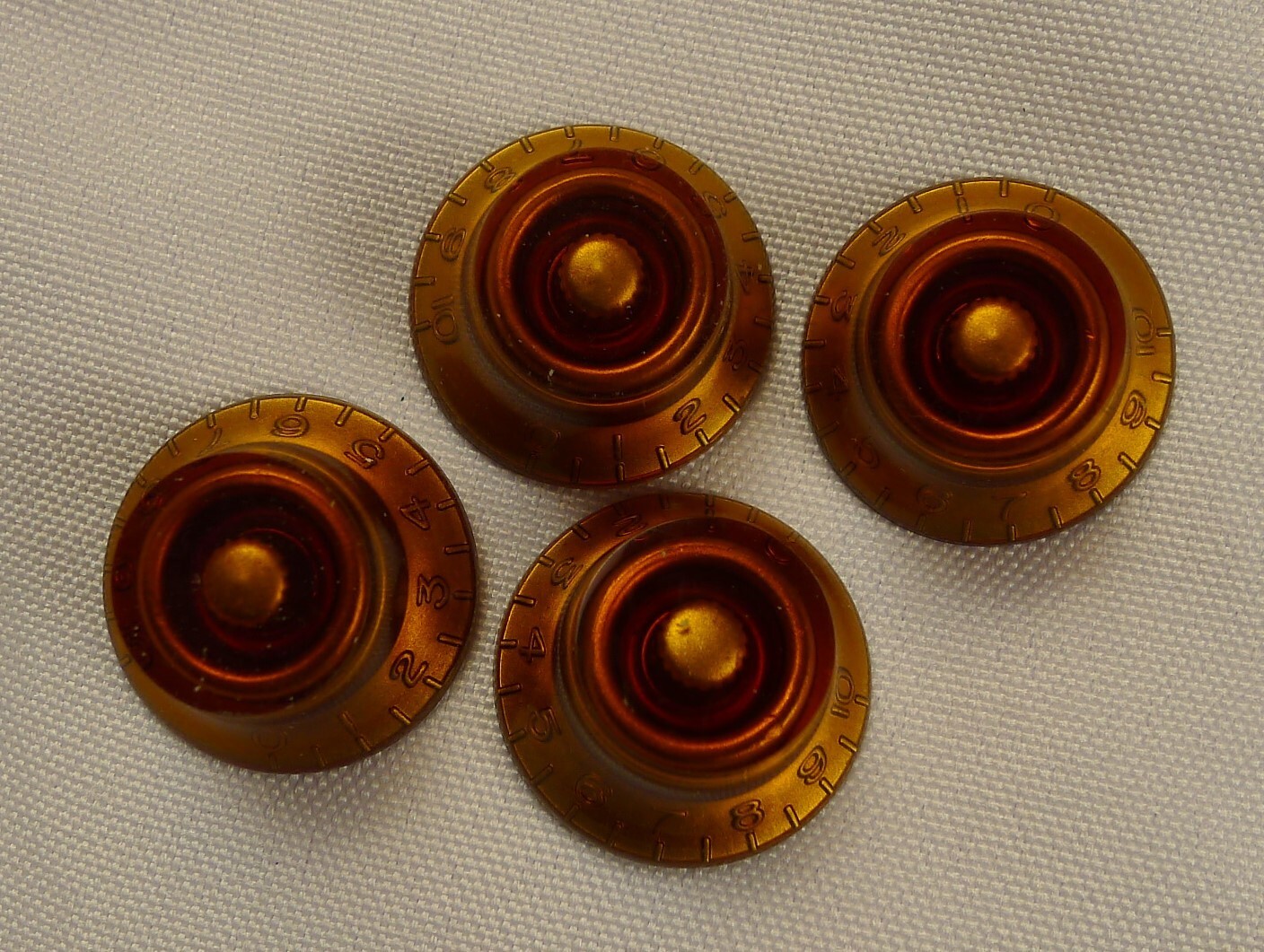Pack of 4 pieces Genuine Epiphone Bell Hat Speed Knobs Amber US Ship
