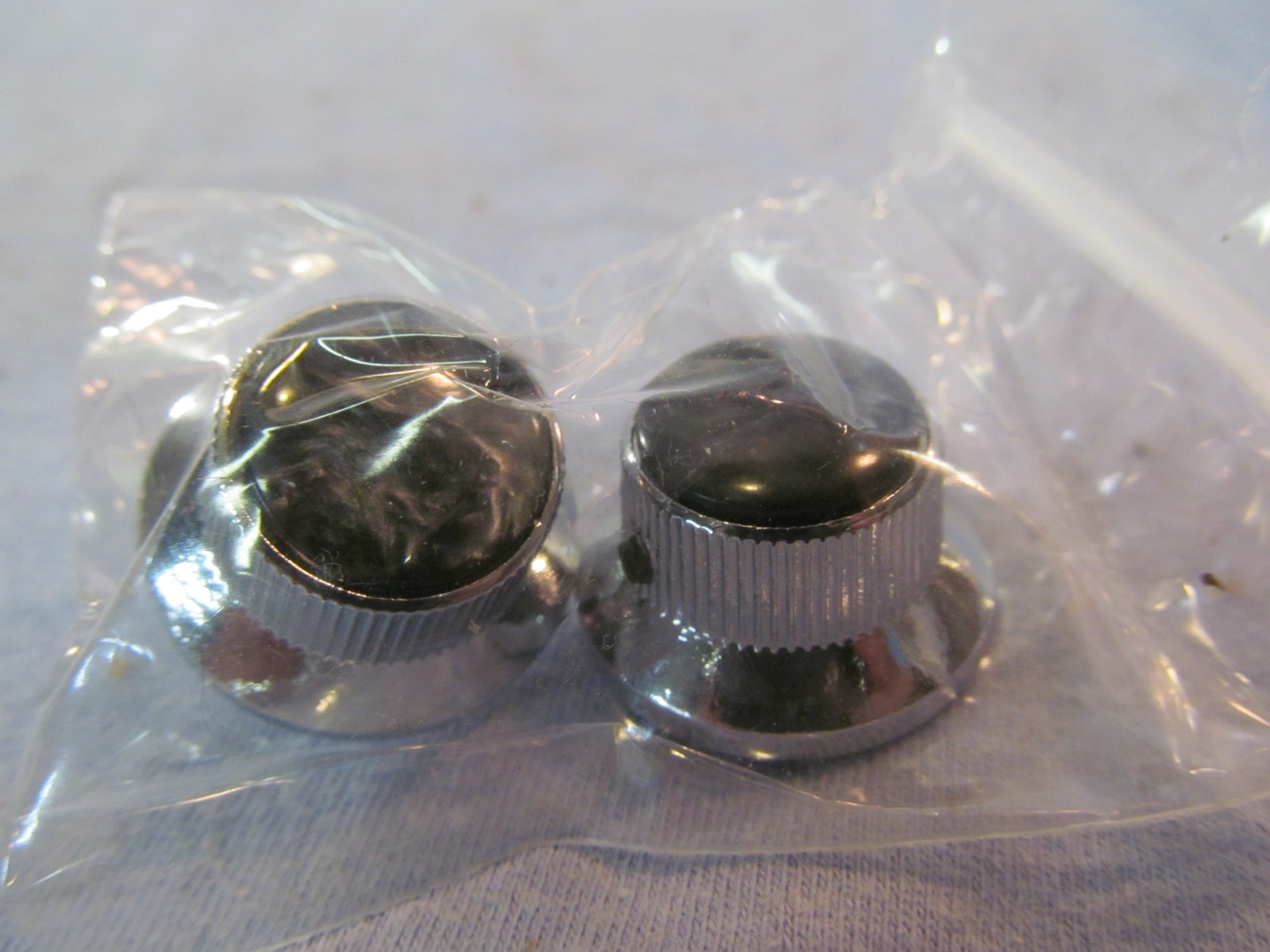SET OF 2 GIBSON LES PAUL CUSTOM KNOBS CHROME BLACK MARBLEIZED TOP