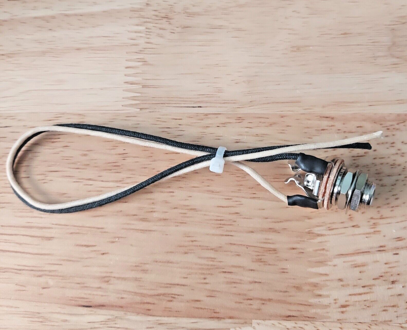 Pure Tone Chrome Mono Jack With Vintage Style Gavitt Wire NEW! FREE SHIPPING!