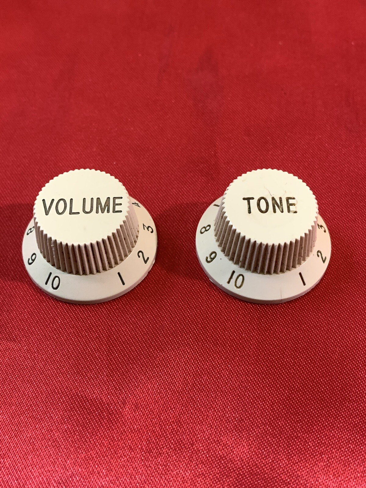 Fender Stratocaster Guitar Knobs Volume Tone 4 Spoke Vintage 1980s