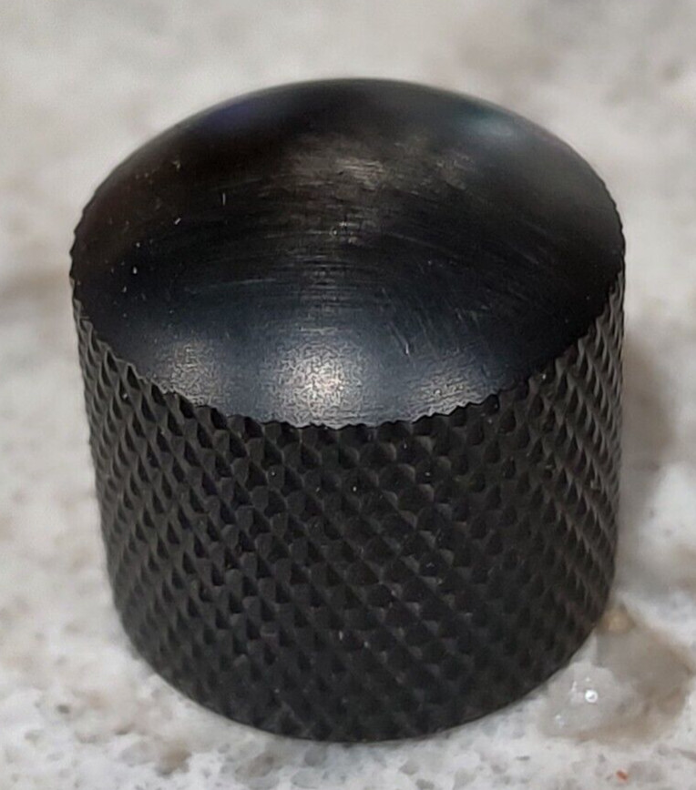 OLP / MCSWAIN GUITAR KNOB – RELIC’D BLACK DOME – PUSH ON
