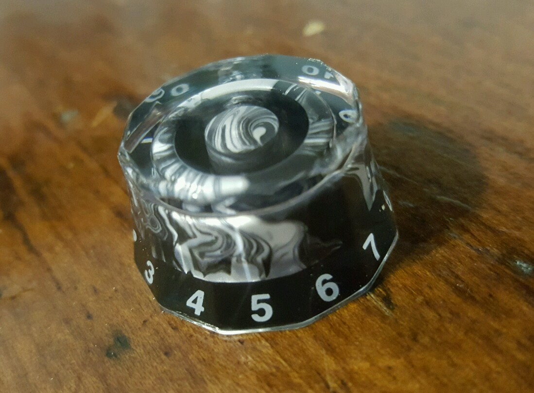 4 CTS Split Shaft Lampshade volume/tone knobs. Black & White Abalone. JAT
