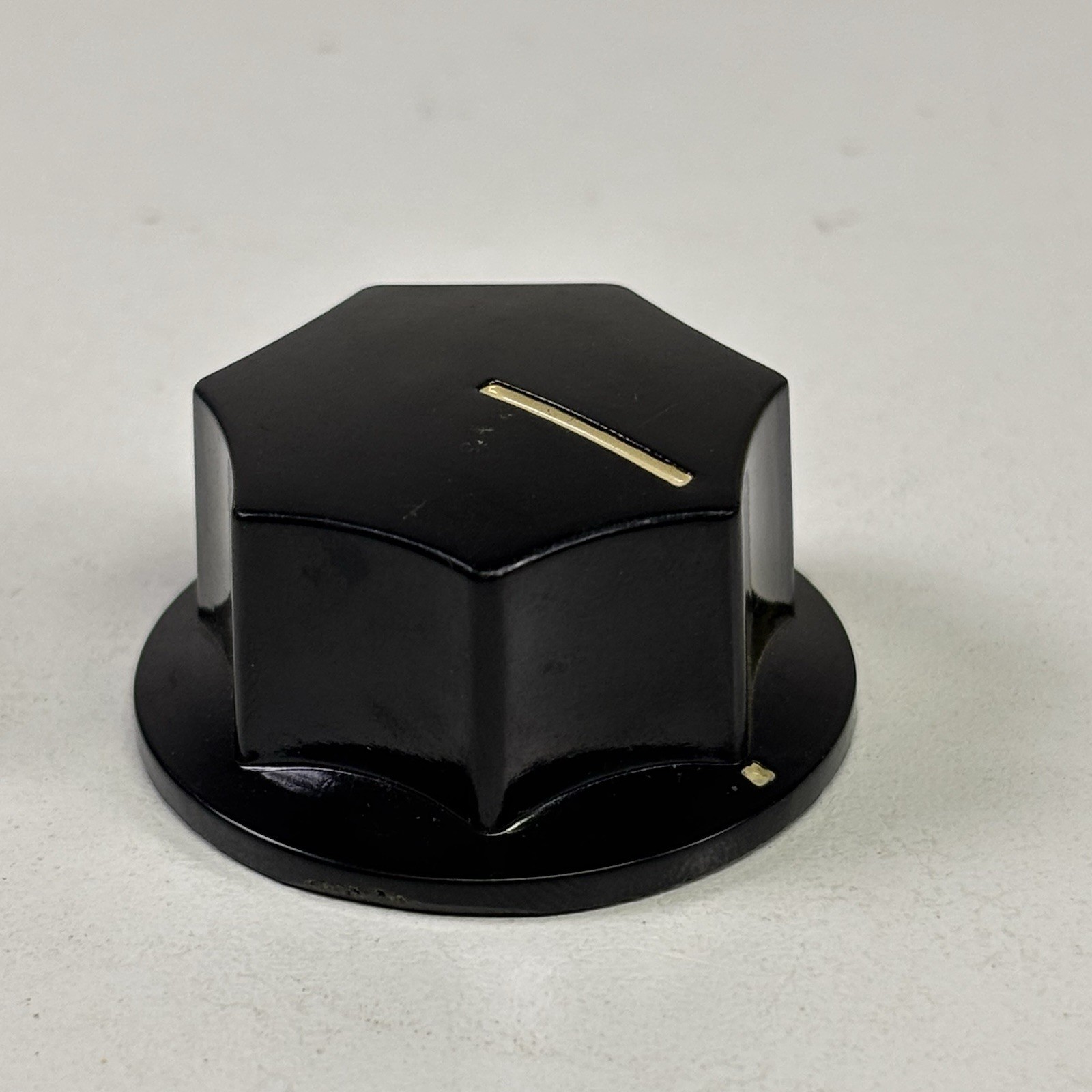 VTG Black Heptagon Bakelite Guitar Amp Dial Knob 1.3″ Diameter w 1/4″ Shaft