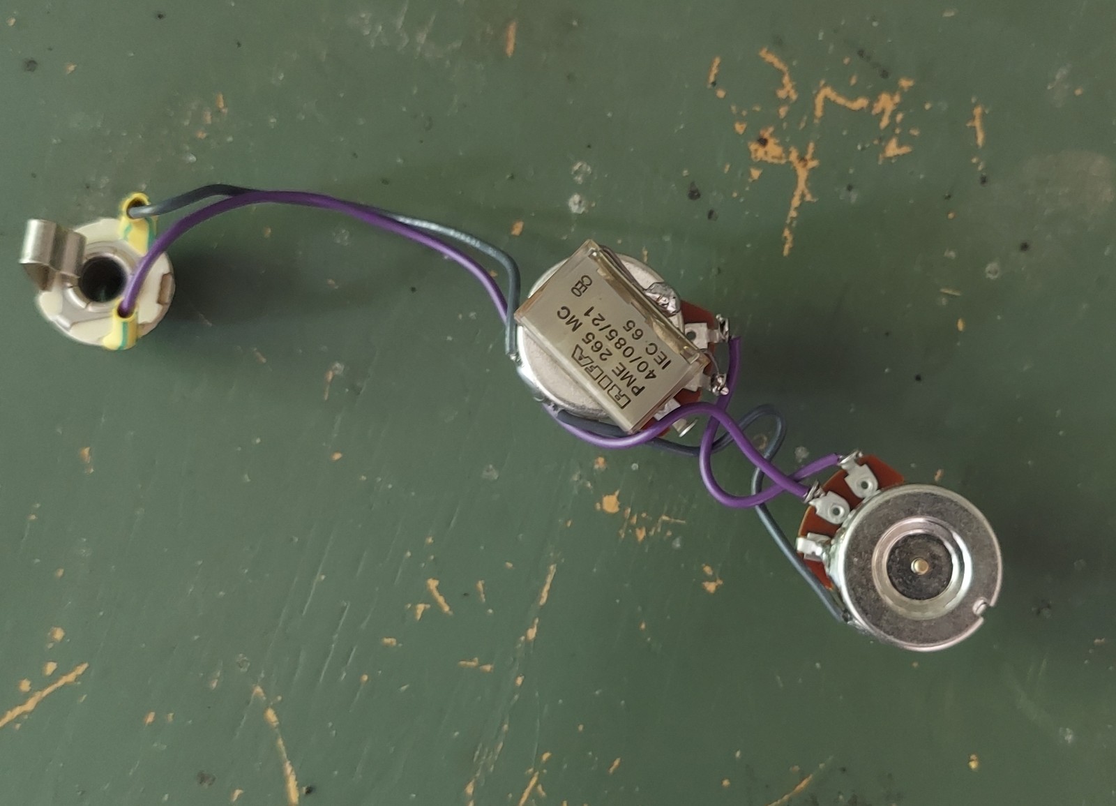 P Bass Harness A250k Split Shaft 5/16 RIFA .047 Gold Foil Capacitor GLS Jack