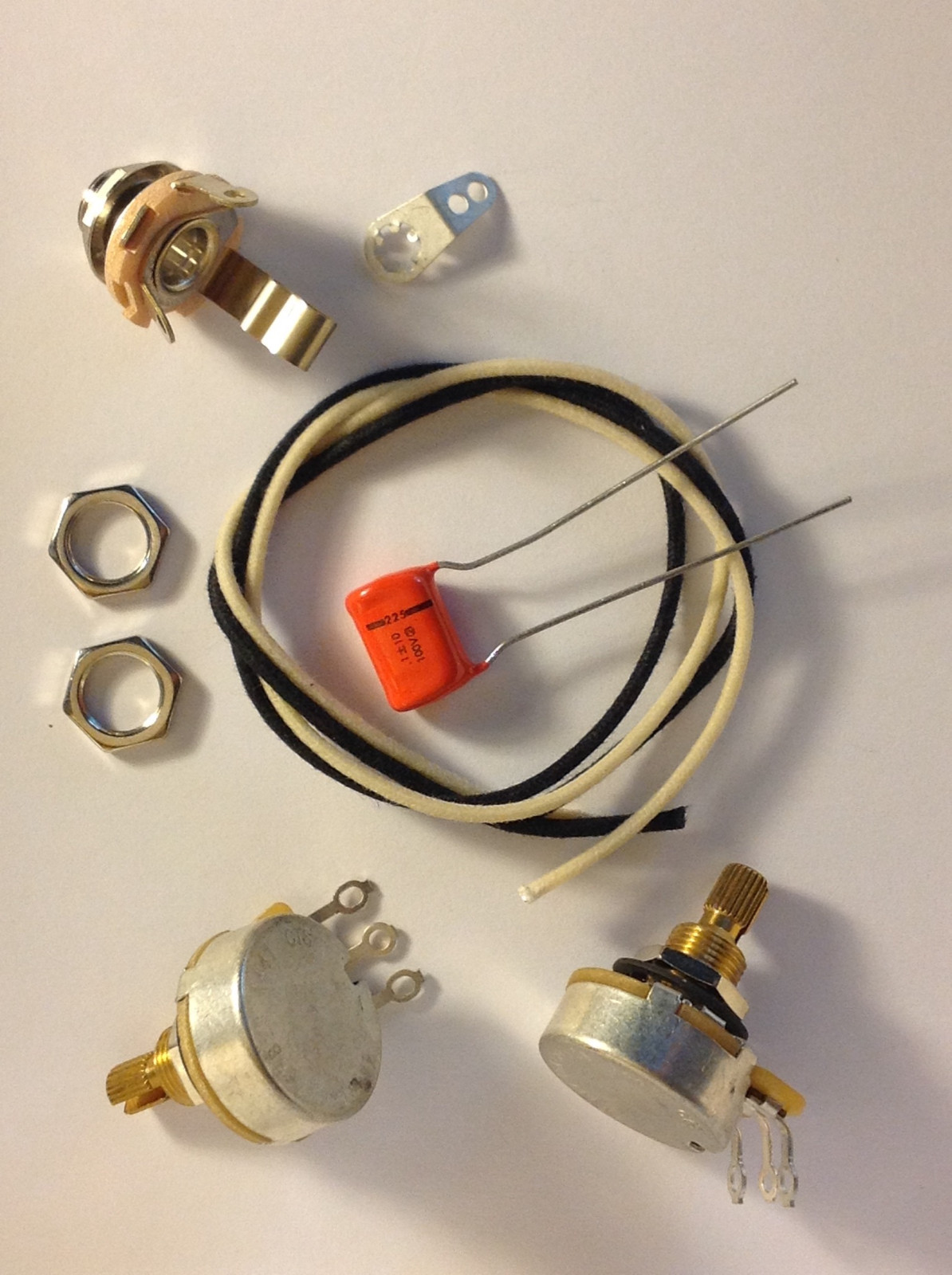 Wiring Harness Kit For P Bass 500k CTS 450G Knurled Pots .1uf Orange Drop Cap