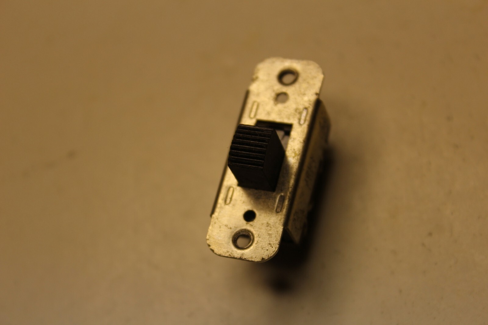 Guild Guitar Vintage Micro-switch, Westerly, New Old Stock, Switchcraft, Brown