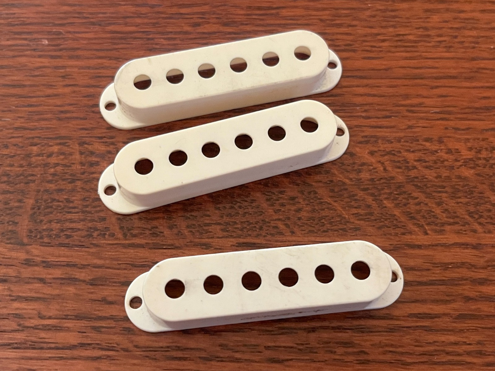 1970s Fender Stratocaster covers set white 1973 1974