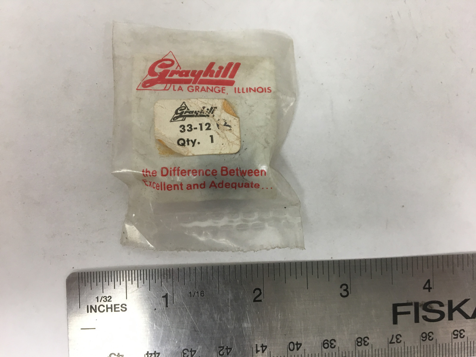 Vintage Grayhill 33-12 Small Black Bakelite Finely Knurled Knob w/ White line