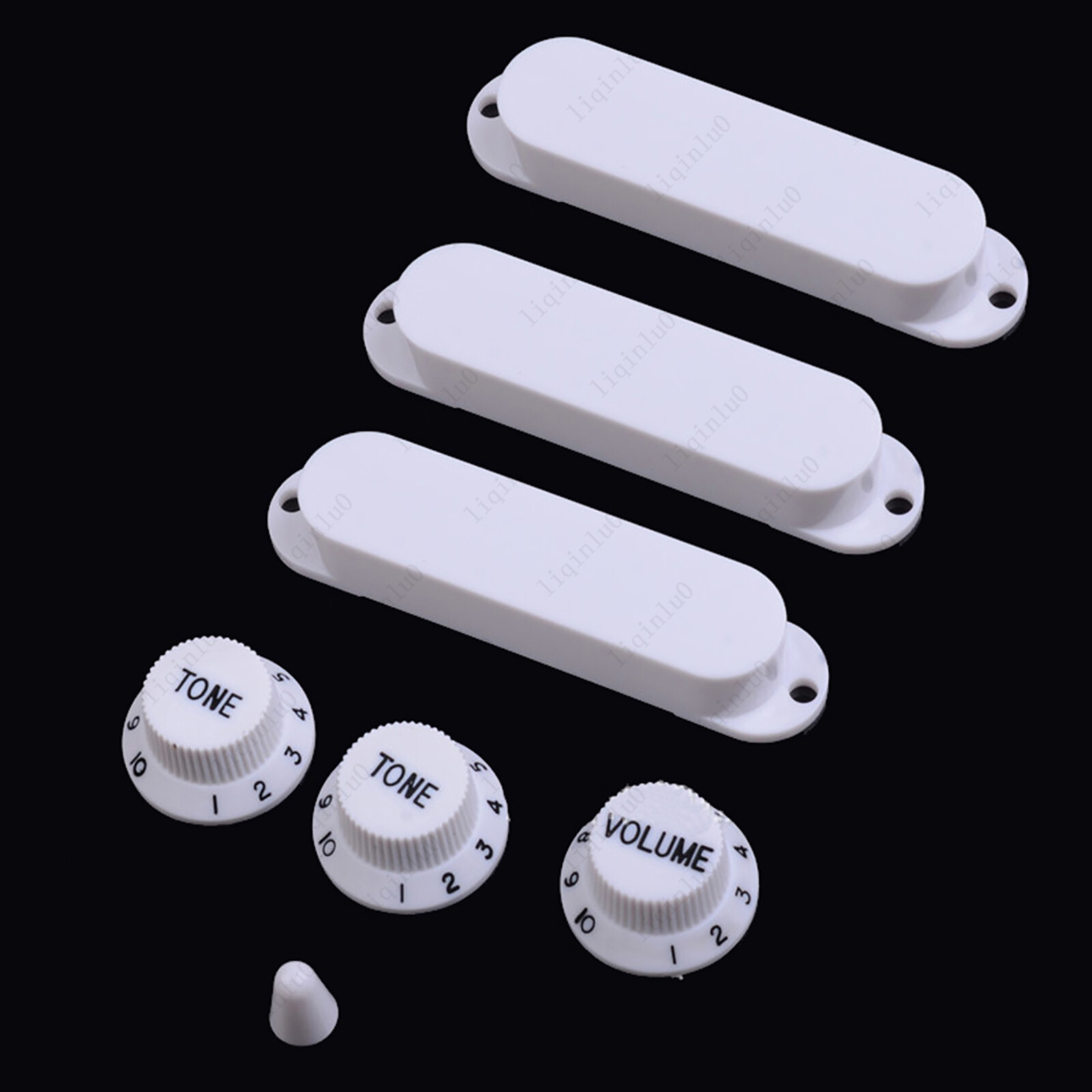 White Closed Stratocaster Pickup Covers w/ Guitar Knobs and 5 Way Switch Tip