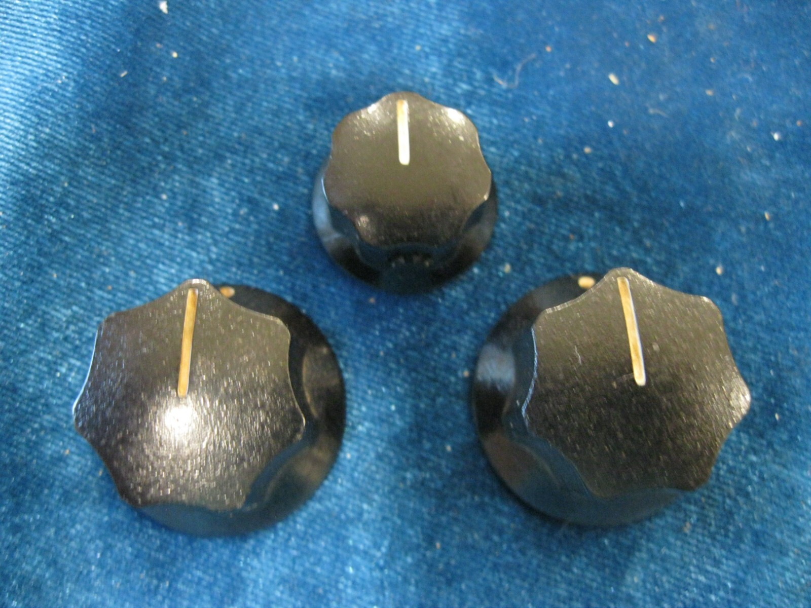 Vintage early 1970’s FENDER Jazz Bass KNOBS #2