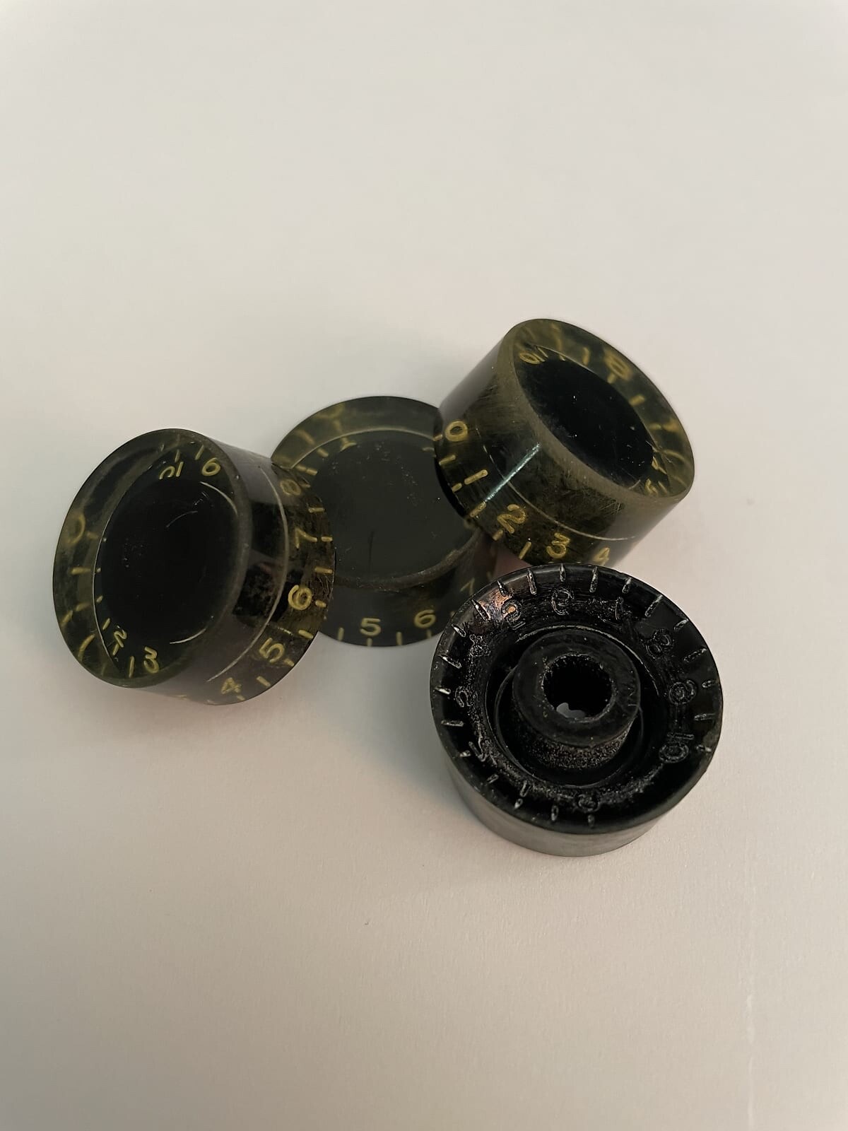 AGED GIBSON Les Paul SPEED KNOBS BLACK RELIC 59 PARTS US SIZE, SET of 4