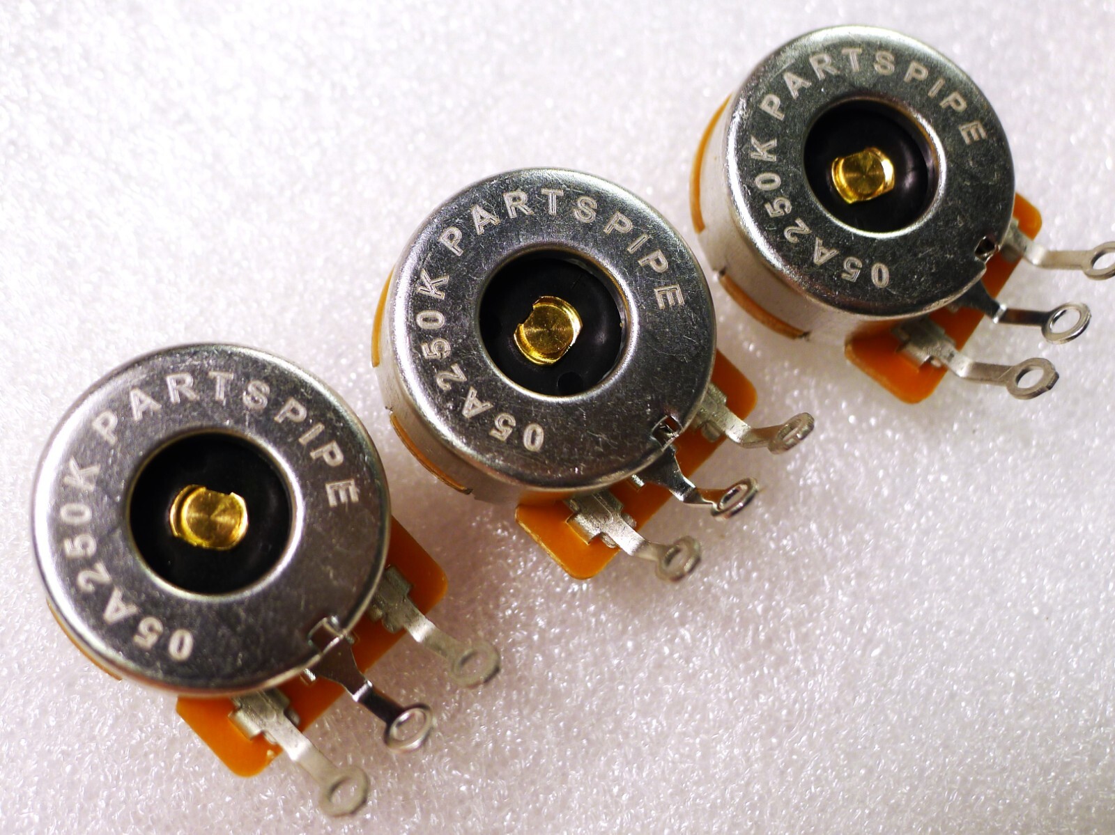 Pack Of 3 Short 05A A250K 9.5mm (3/8″) Split Shaft Audio POT Potentiometer