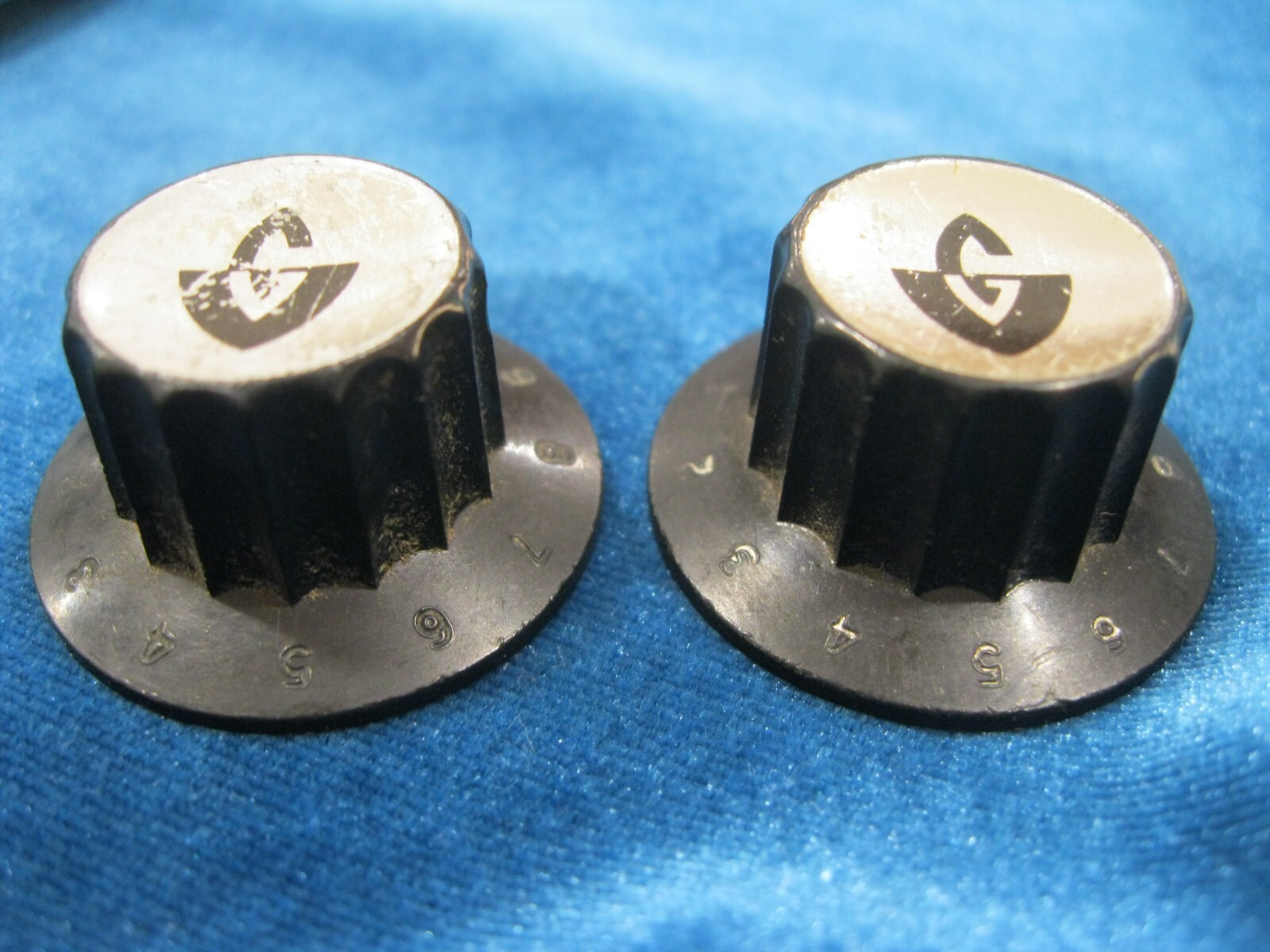 Two Vintage 60’s 70’s 1-9 GUILD Knobs for Bluesbird Starfire S-100 M-75 M-85