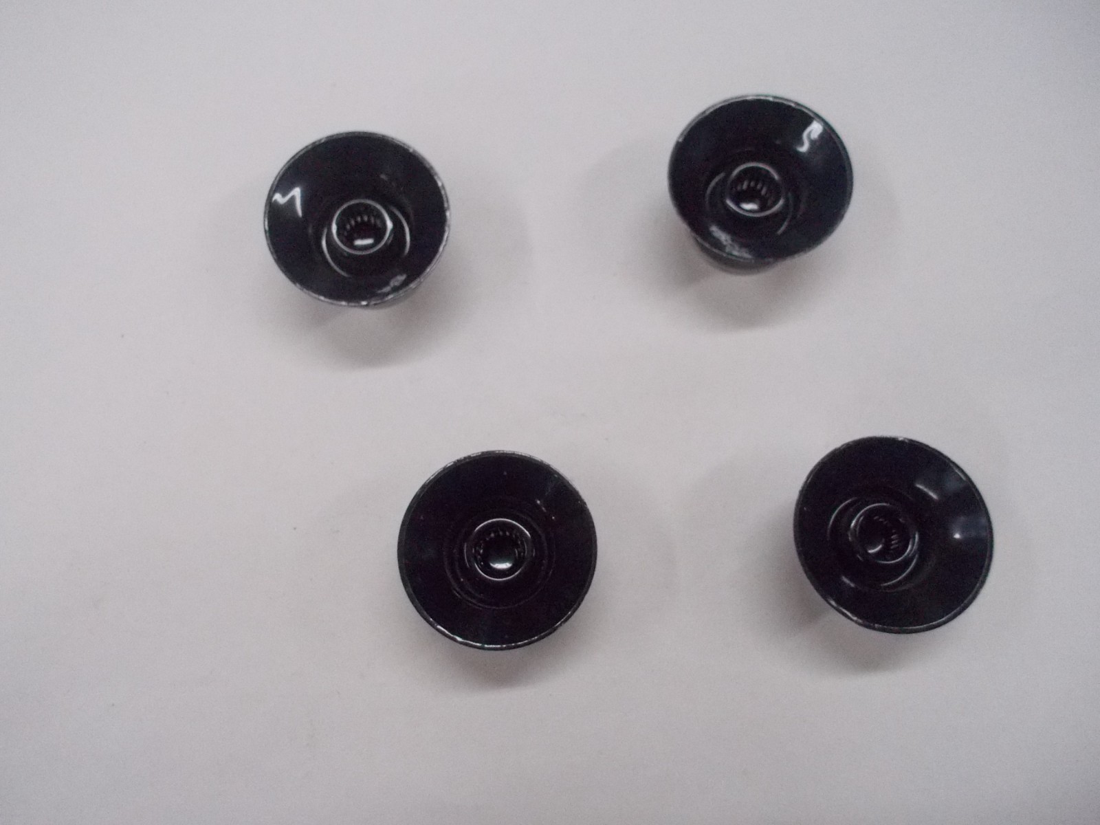 Gibson USA ES339 Custom Shop black/silver top hat volume & tone control knobs