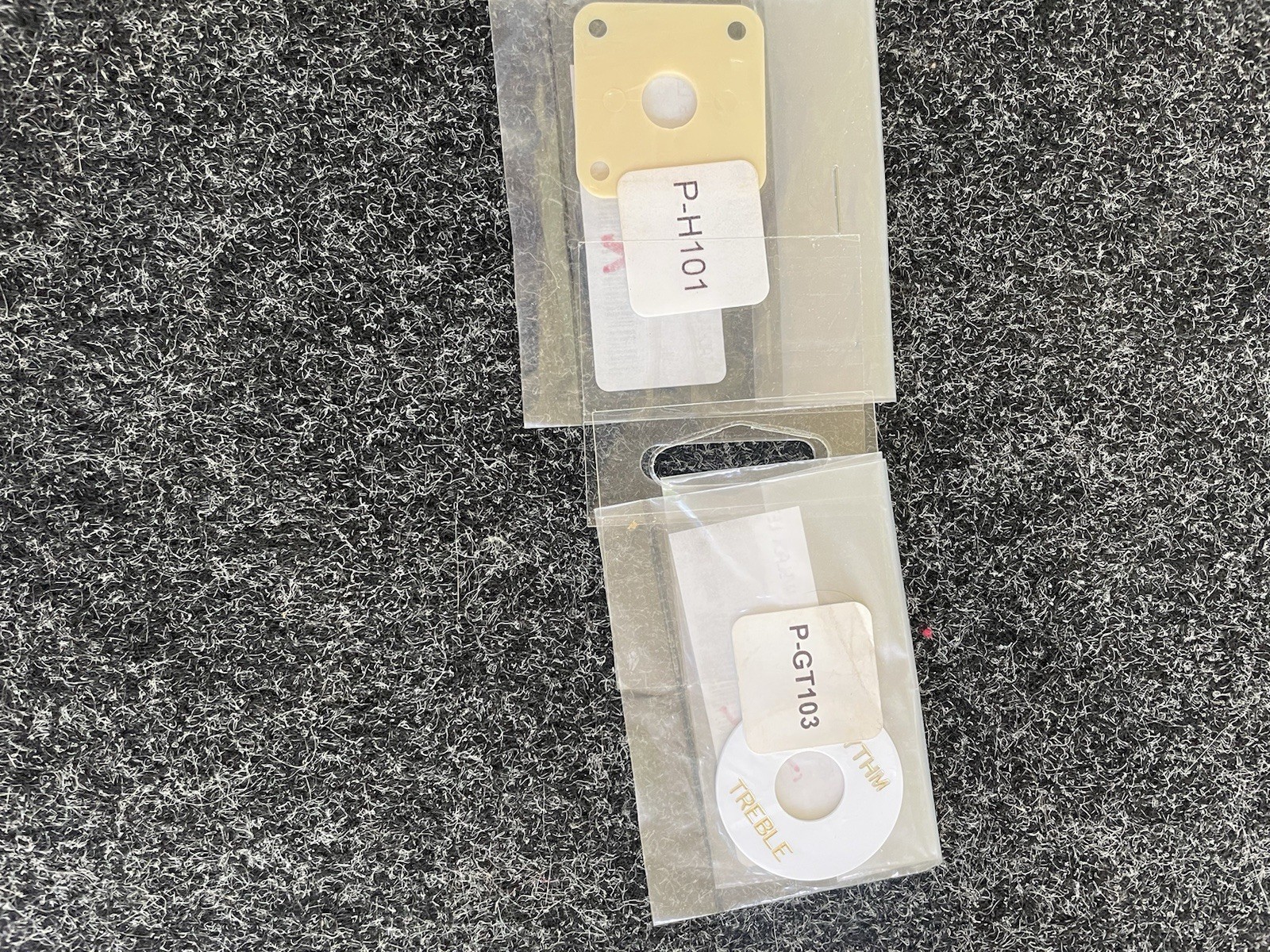 Guitar Jackplate Cream Plastic— Switch washer Rhythm Treble
