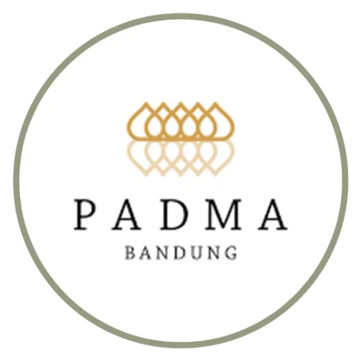 HOTEL & RESORT logo 5