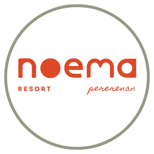 HOTEL & RESORT logo 7